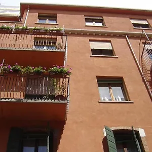 2* Penzion Alloggi Agli Artisti
